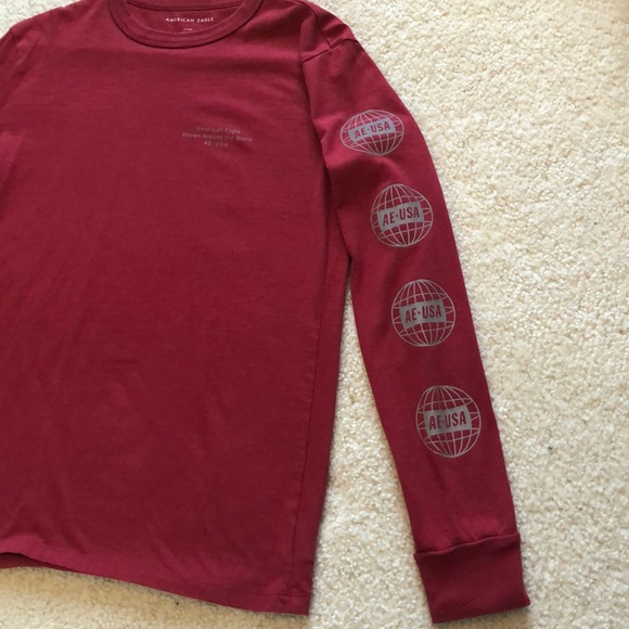 🦅 American Eagle Red Long Sleeve Shirt Never Worn - Picture 5 of 5